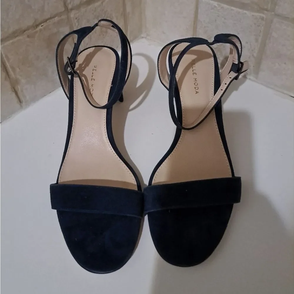 Pelle Moda Midnight Blue Suede Heels size 9.5 - Picture 2 of 5